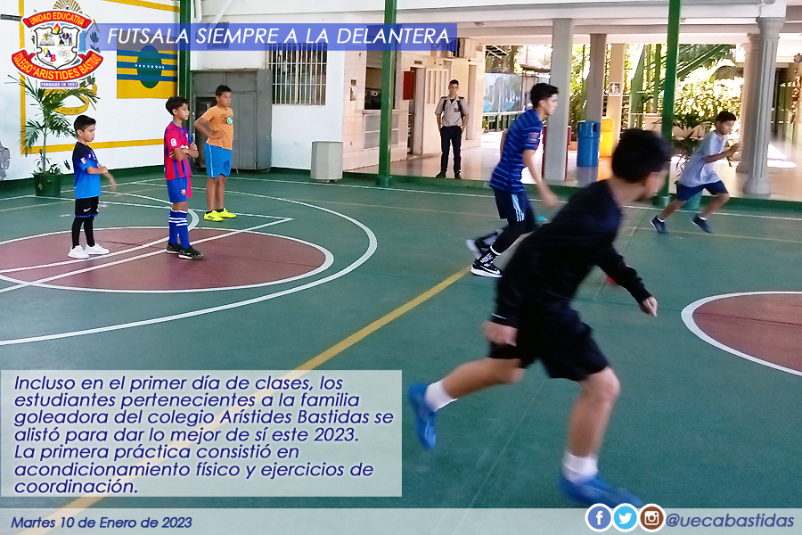 FUTSALA SIEMPRE A LA DELANTERA 100123 FUTSALA SIEMPRE A LA DELANTERA 100123