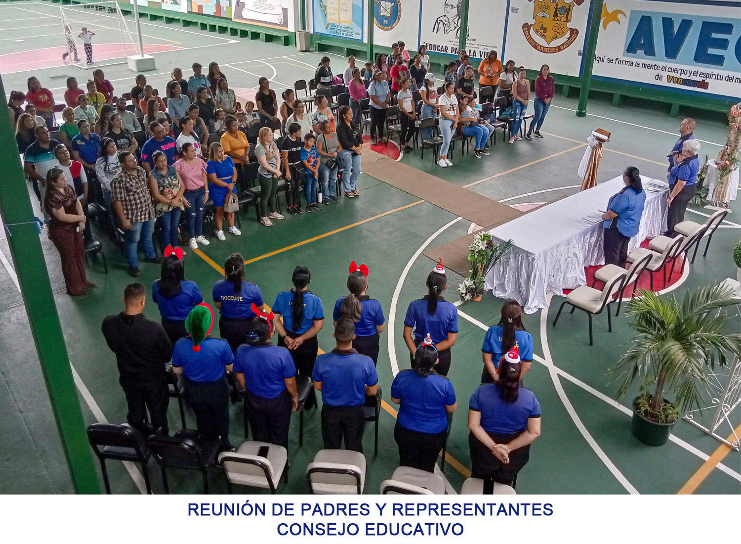 REUNION PADRES PRIMARIA 021123 (4)