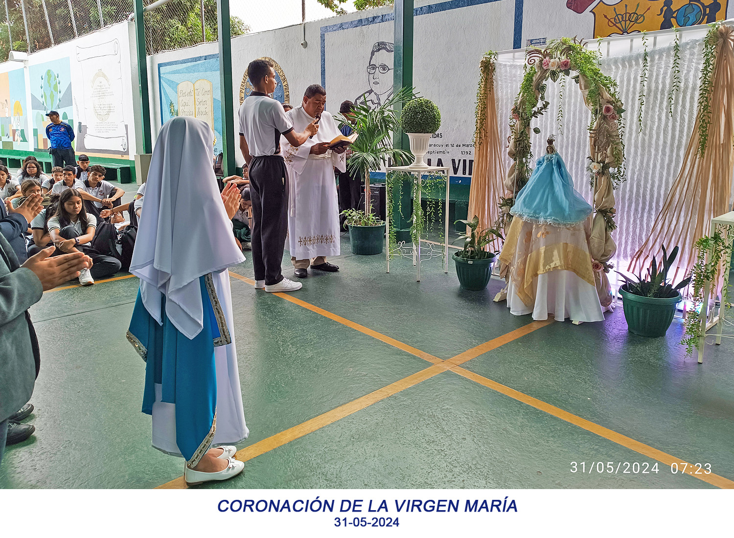 coronacionVirgenMaria310524